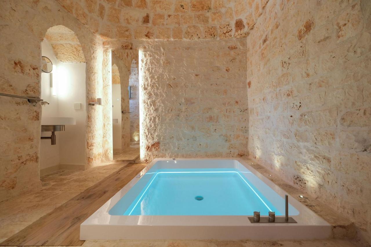 Truloco Nuzzi - Luxury Domus Villa Locorotondo Luaran gambar